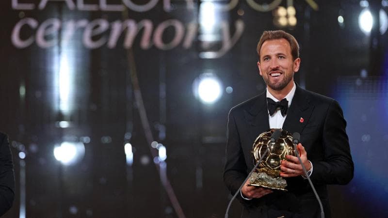 Pallone d’oro, vince Harry Kane: è il primo inglese dal 2001. Battuti Mbappé e Yamal