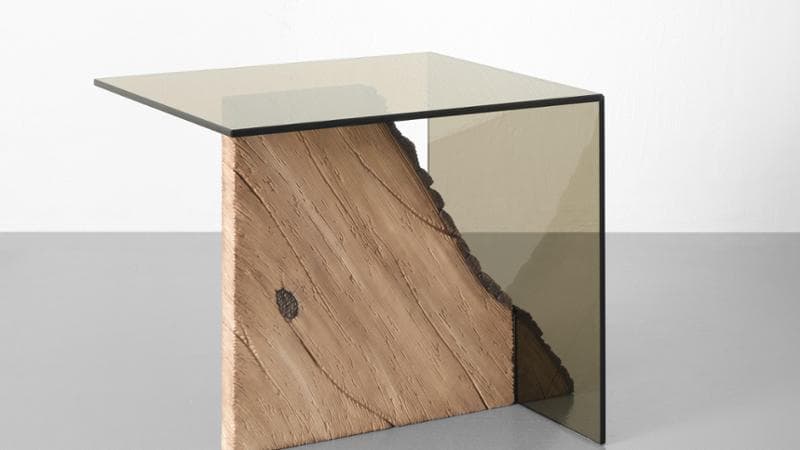 Dalla collezione Ossimoro di Valeria Vaccaro per Dilmos: il marmo &egrave; trattato per sembrare legno&nbsp;
