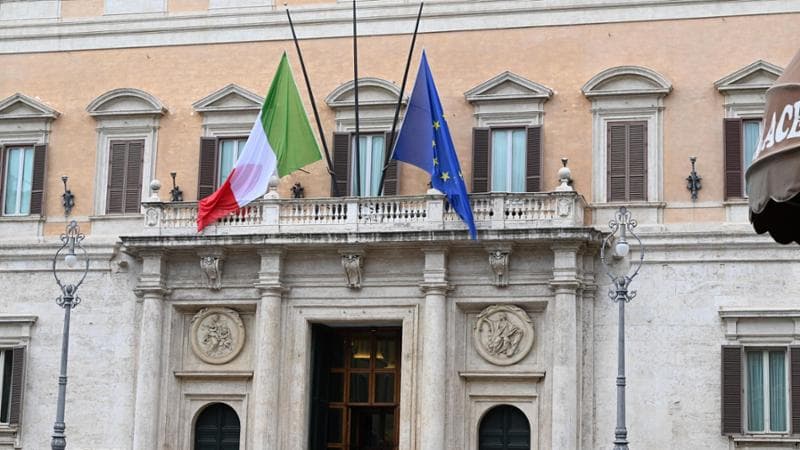 Attacchi hacker alla Camera: prese di mira caselle mail, anche quella di Meloni