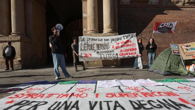 Scioperi, arrivano due venerdì neri: chi si ferma e i motivi dello stop