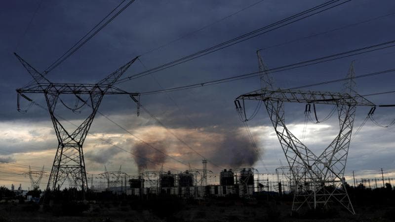 Slitta il tetto al gas: “Verifiche con l’Ue”. I dubbi dagli operatori