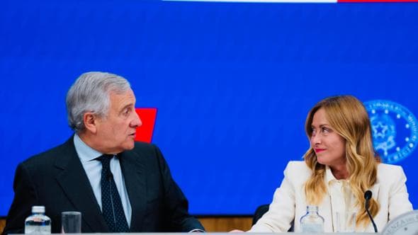 Un'operazione da 26 miliardi: pagano assicurazioni e giochi. Nulla per le tredicesime