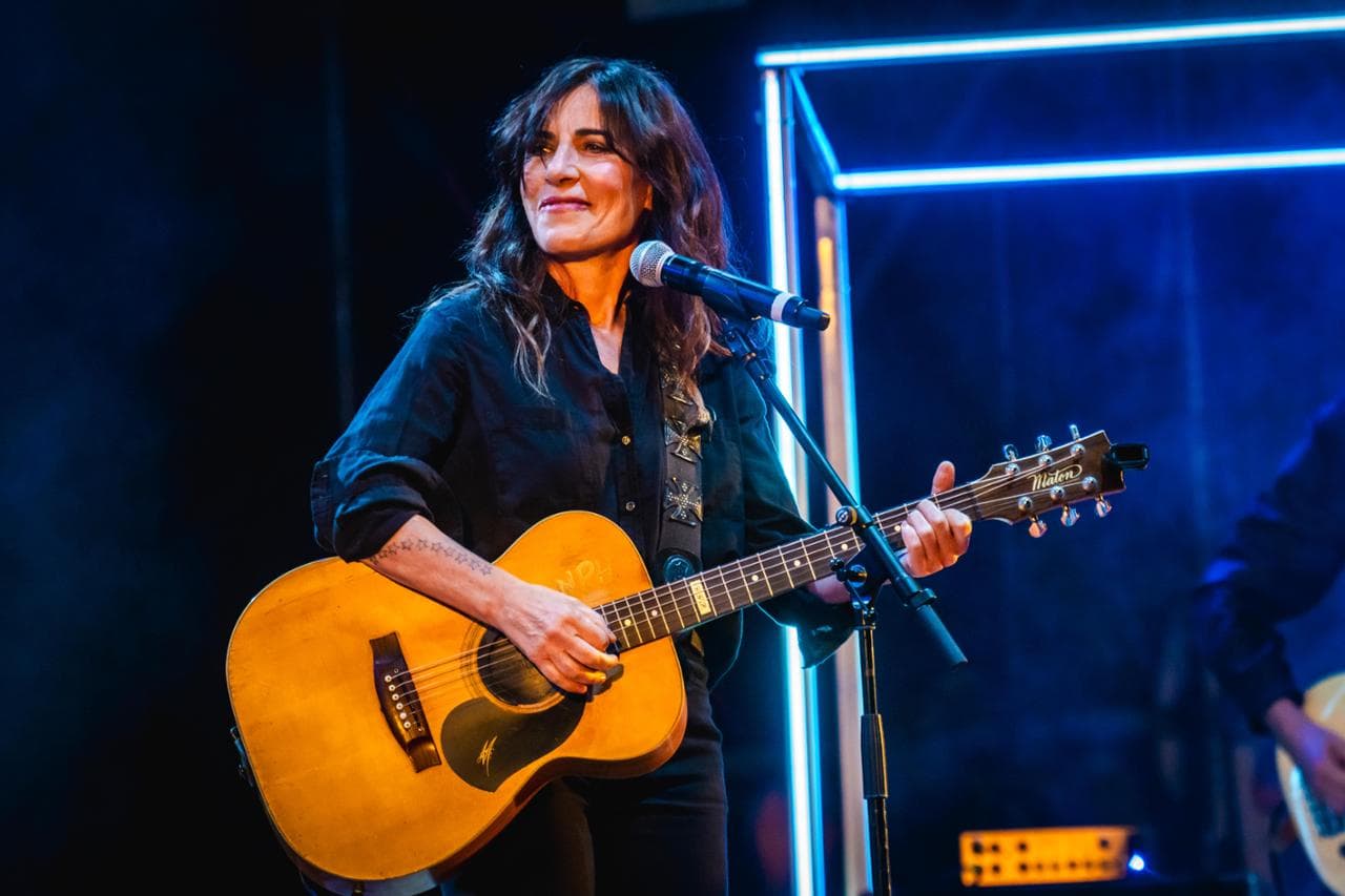 Paola Turci ha da poco pubblicato il nuovo disco "Amore a dismisura"