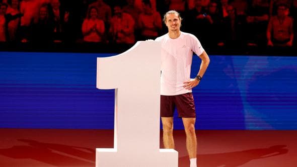 Zverev oltre Sinner, da lunedì sarà numero 1 del ranking mondiale: il tedesco è ai quarti a Vienna