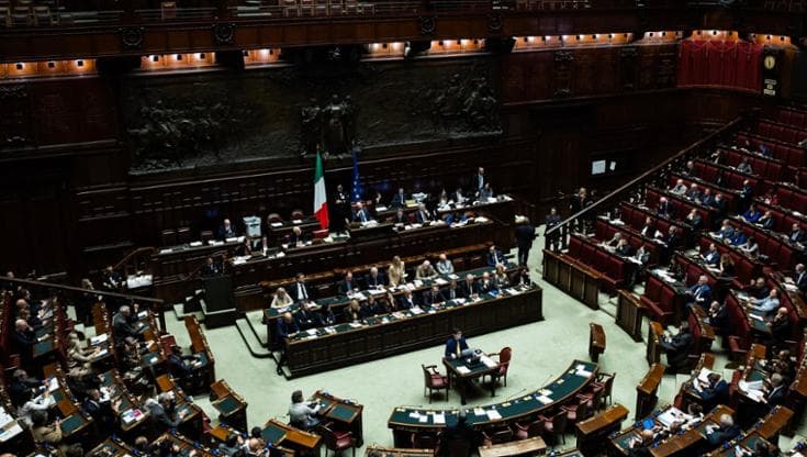 Manovra, taglio Irpef solo per un anno. Stangata sulle pensioni