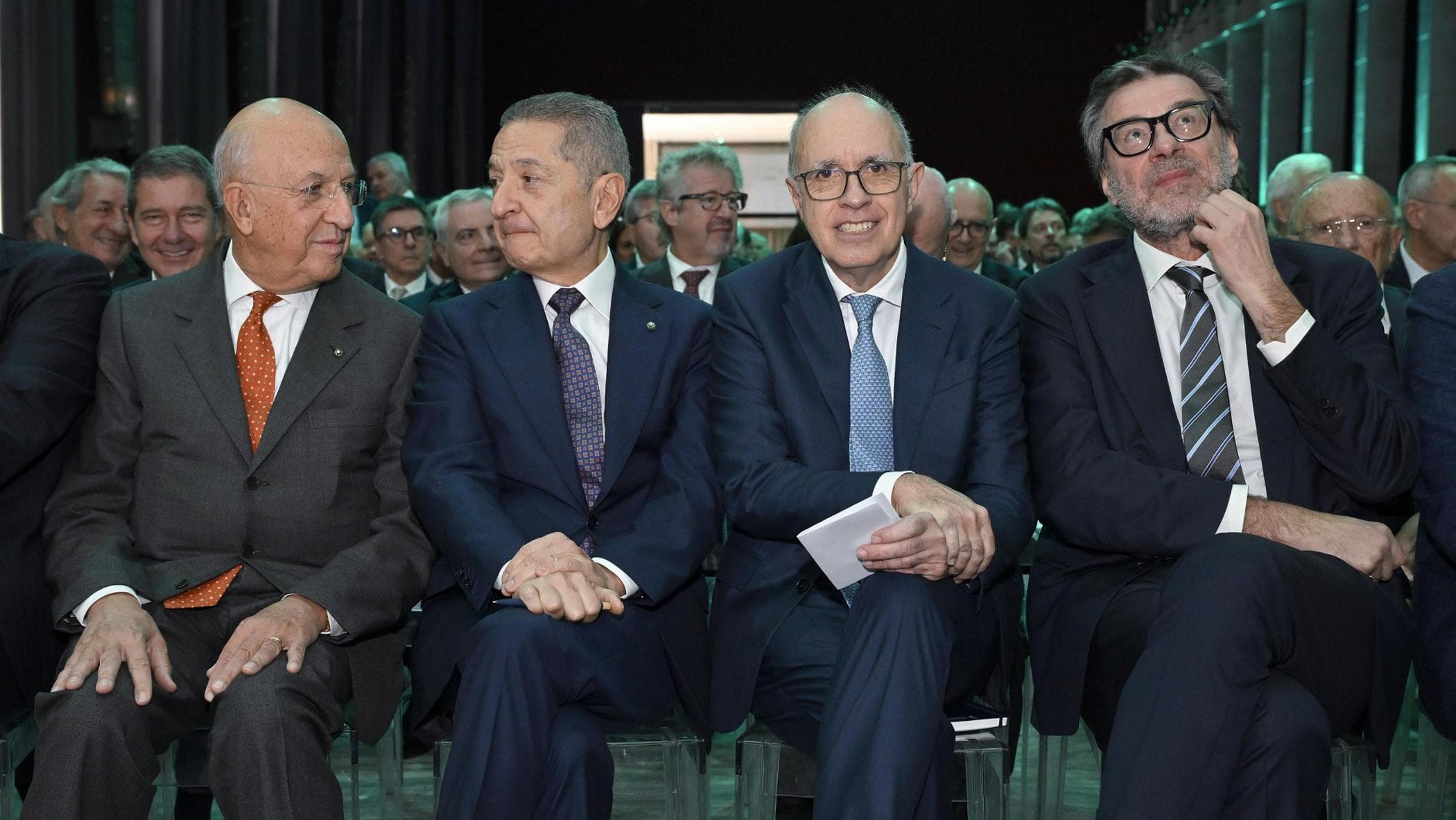 ancora scintille tra giorgetti e le banche tutti quanti devono contribuire da Repubblica.it ancora scintille tra giorgetti e le banche tutti quanti devono contribuire