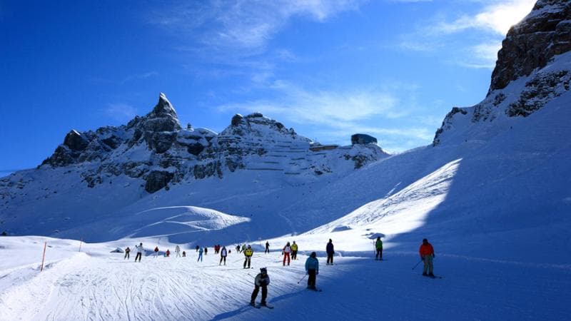 Neve garantita e piste aperte: è italiano il miglior comprensorio sciistico d’Europa