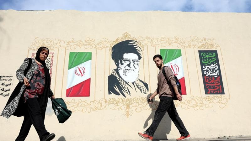 Attacco Usa all’Iran, Khamenei avvisa: “Risposta immediata”