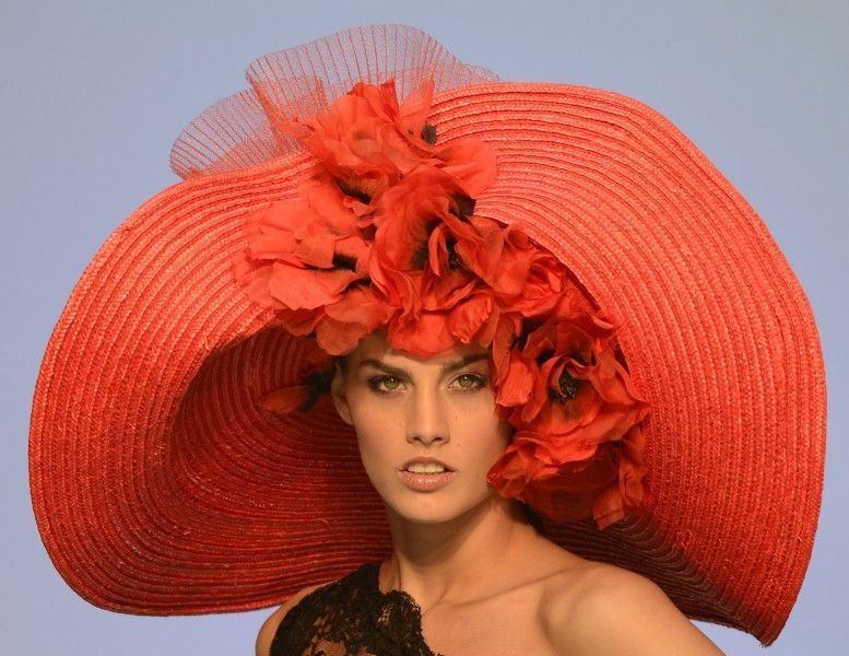 Cappelli strani: cosa ti sei messa in testa? - la Repubblica