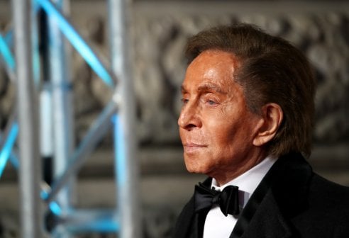 Tanti auguri Valentino: compie 87 anni il Signore della moda - la Repubblica