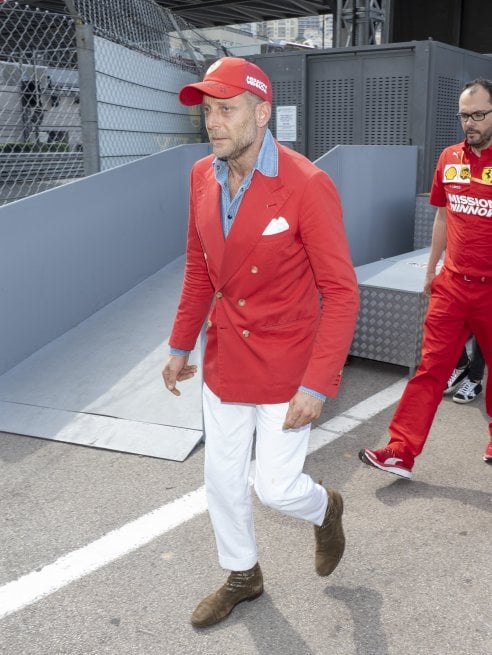 Lapo Elkann compie 43 anni e apre un nuovo negozio a Milano - la Repubblica