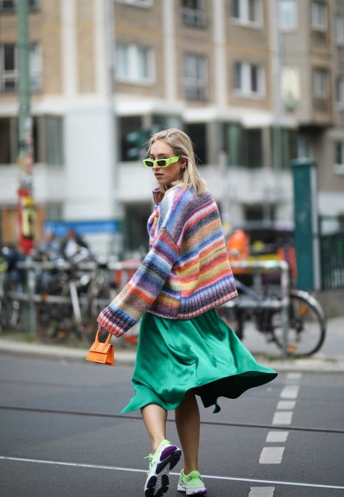 Grandi, grosse e colorate: le chunky sneaker approvate da stilisti e it  girl - la Repubblica