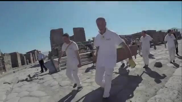 Pompei, le immagini del restauro dei calchi - la Repubblica