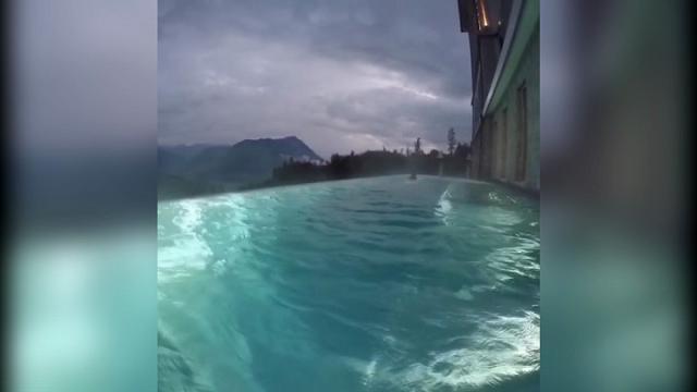 Svizzera Un Tuffo Tra Le Alpi Linfinity Pool è Da Favola