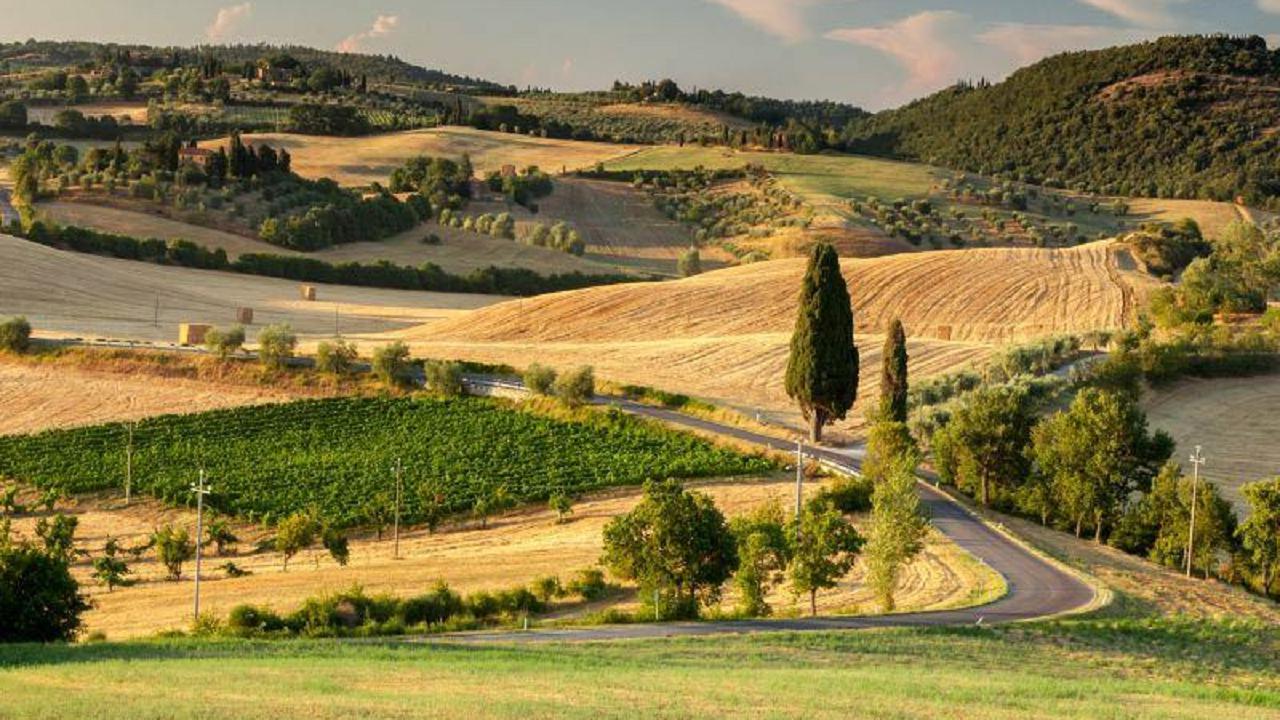 La Francigena In Val D Orcia Da San Quirico A Radicofani Video Il 