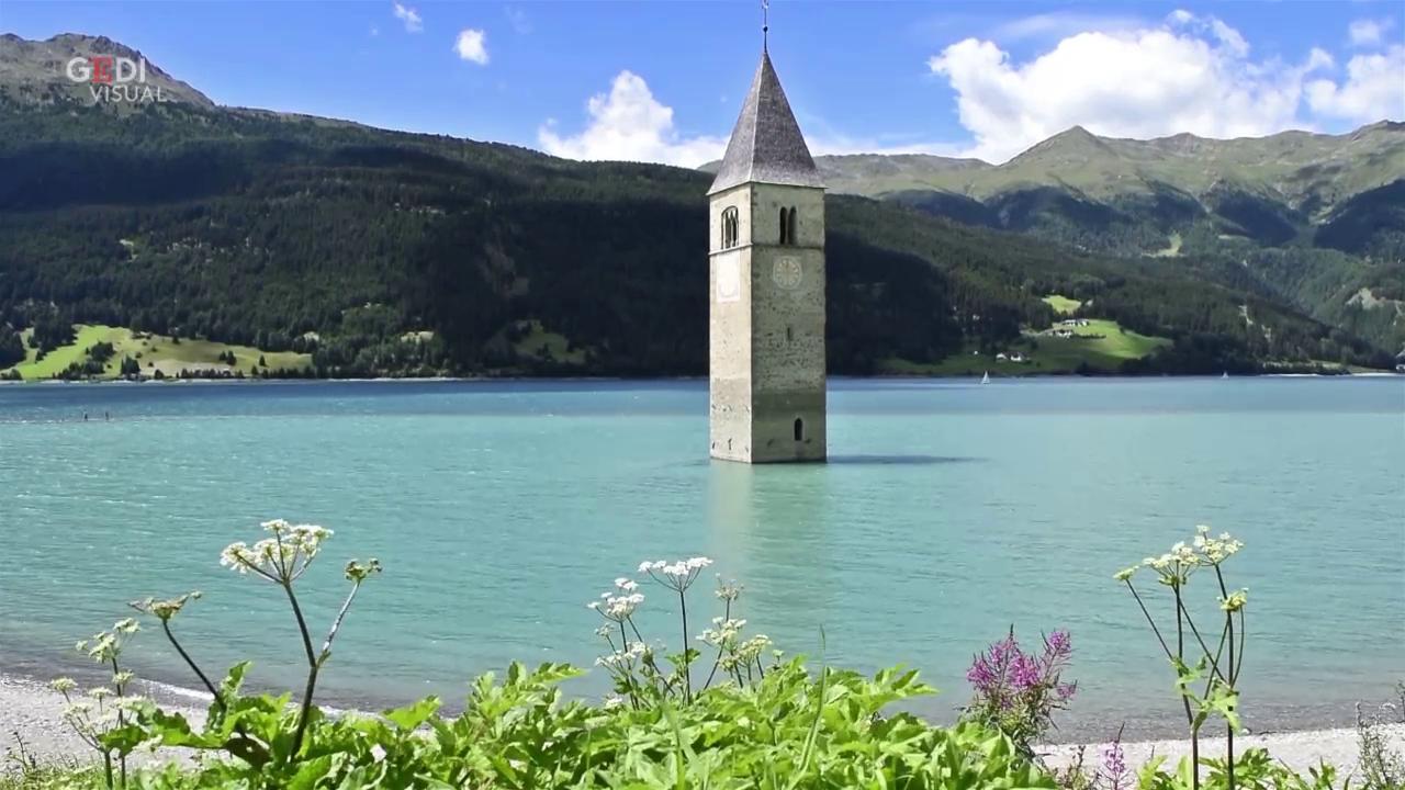 Le città fantasma, Curon Venosta: il paese sommerso dal campanile ...