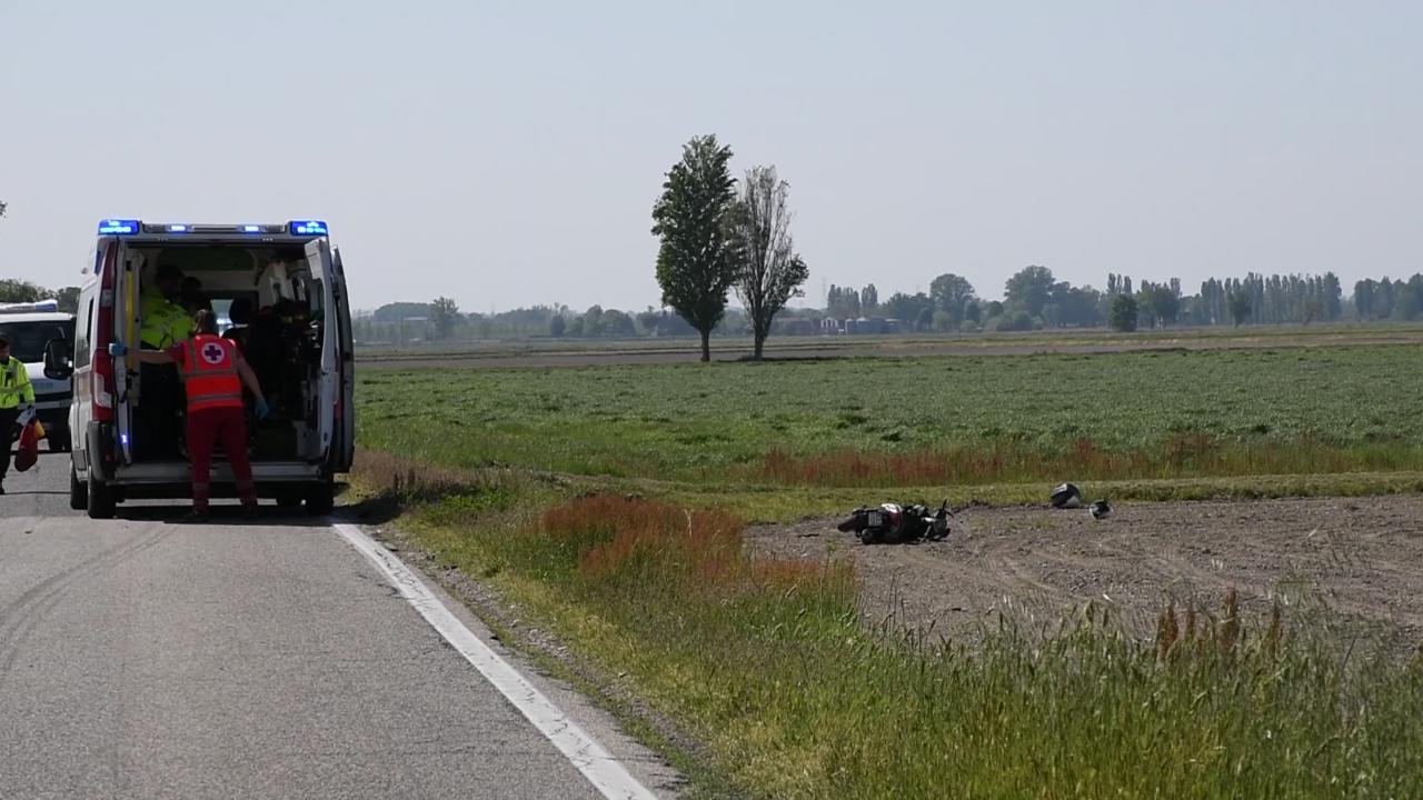 Carbonara al Ticino, scontro frontale tra un'auto e uno scooter - La ...