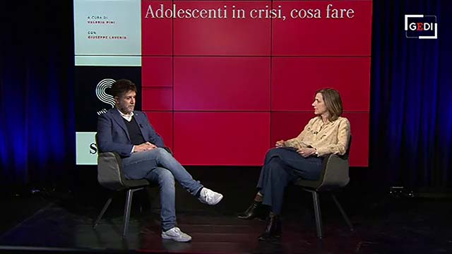 Gli psichiatri: "Atti di autolesionismo negli adolescenti sono il 27% in più rispetto al pre Covid"