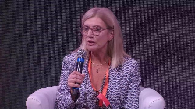 HIV e Aids in Italia nel 2022, i dati ISS: più contagi tra gli etero e le donne