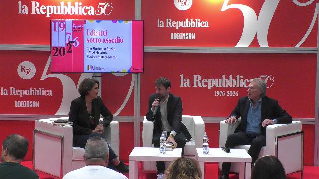 Marianna Aprile e Michele Ainis al Salone del libro: "Il nemico dei diritti è la paura"